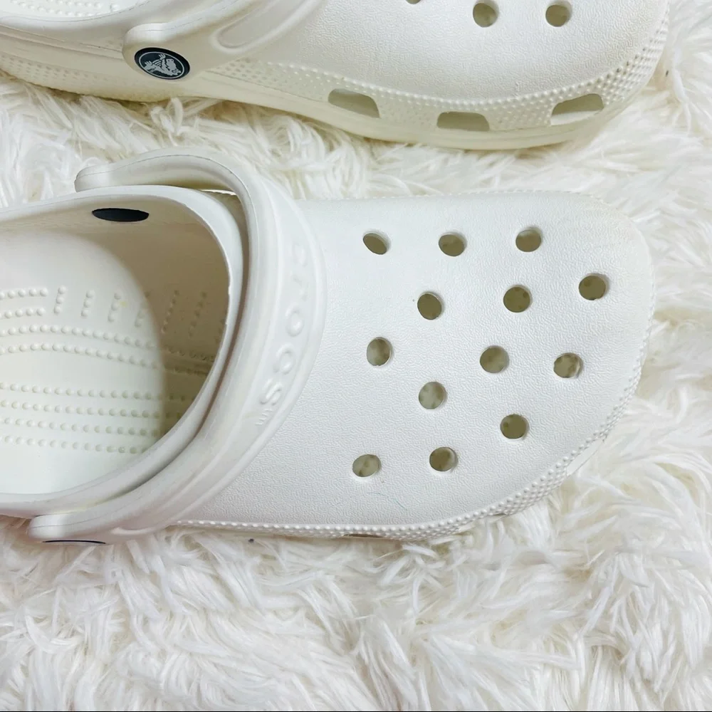 White Classic Crocs. - Picture 4 of 5